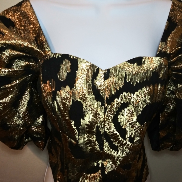 Zara Black & Gold Lame´ Puffed Sleeve Special Occasion Cropped Top - Picture 6 of 15